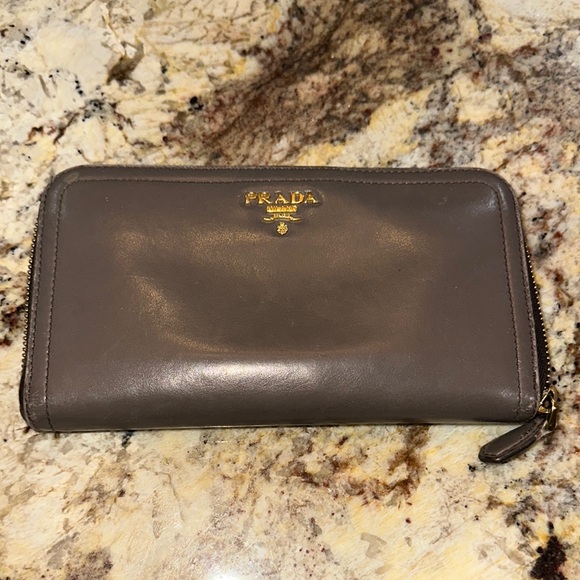 Prada Brown Leather Wallet - Picture 1 of 6